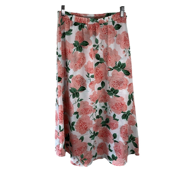 Show me your MuMu floral skirt - Picture 8 of 8